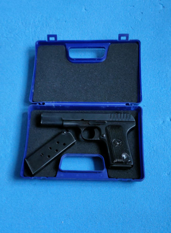 travmaticeskii-pistolet-lider-tt-kal10x32t-big-0