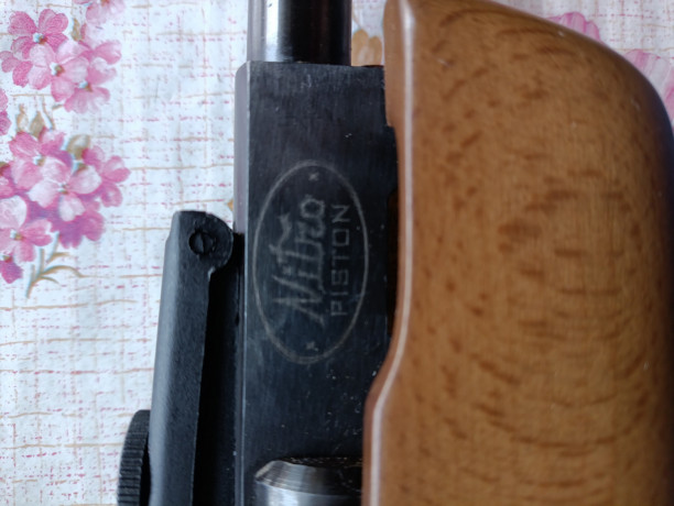 vintovka-crosman-r8-30020-derevooptika-cexol-puli-prinadleznost-miseni-big-5