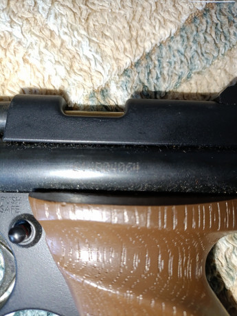 pistolet-pnevmaticeskii-crosman-model-1377-177-s-nakackoi-45-mm-big-3