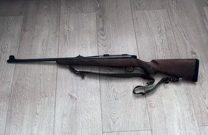 tikka-t3-hunter-s-dvumia-pricelami-big-1