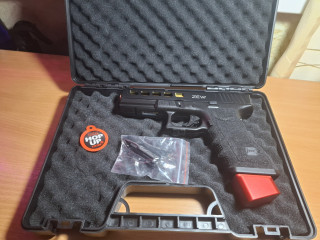 Double Bell G17 Zev (Green Gas) (741) (Black)