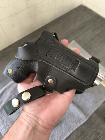 revolver-taurus-lom13-big-2